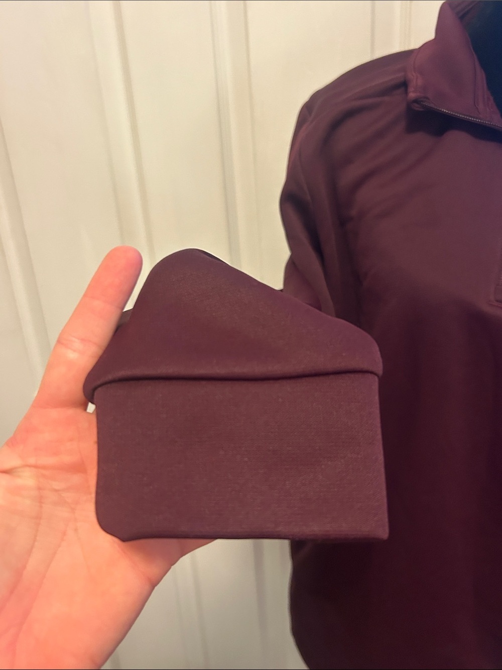 Under Armour Men's Maroon 1/4 Zip Performance Pullover - Picture 3 of 4